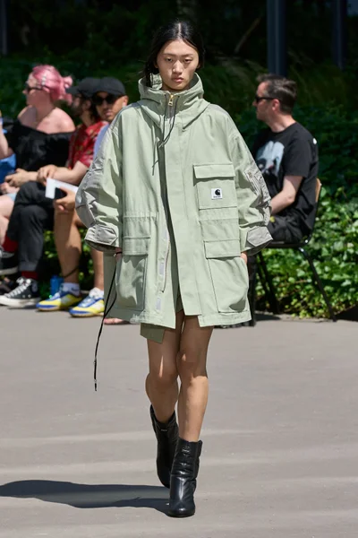 Look 23